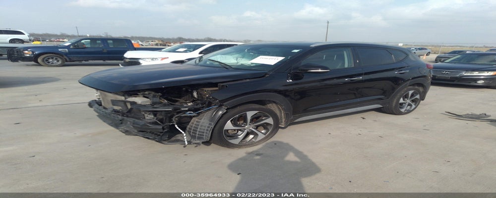 KM8J33A21JU747853 2018 HYUNDAI TUCSON photo no. 2