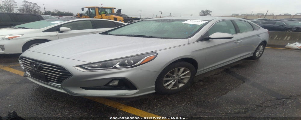 5NPE24AF3JH700108 2018 HYUNDAI SONATA photo no. 2