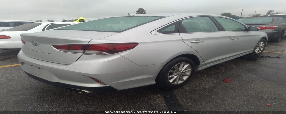 5NPE24AF3JH700108 2018 HYUNDAI SONATA photo no. 4