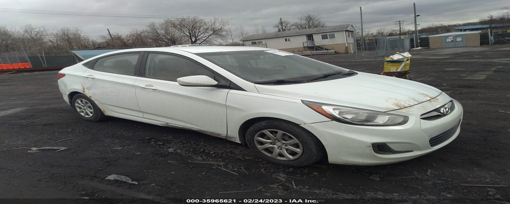 KMHCT4AE3DU281484 2013 HYUNDAI ACCENT photo no. 8