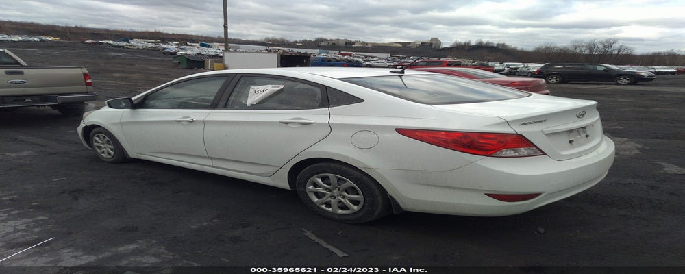KMHCT4AE3DU281484 2013 HYUNDAI ACCENT photo no. 3