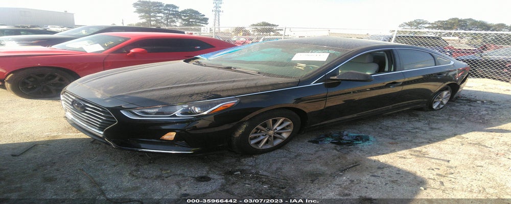 5NPE24AA7JH695855 2018 HYUNDAI SONATA photo no. 2