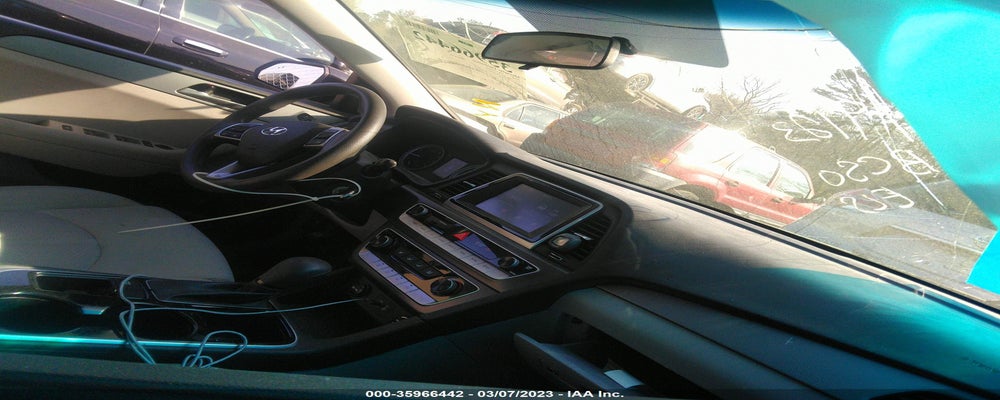 5NPE24AA7JH695855 2018 HYUNDAI SONATA photo no. 5