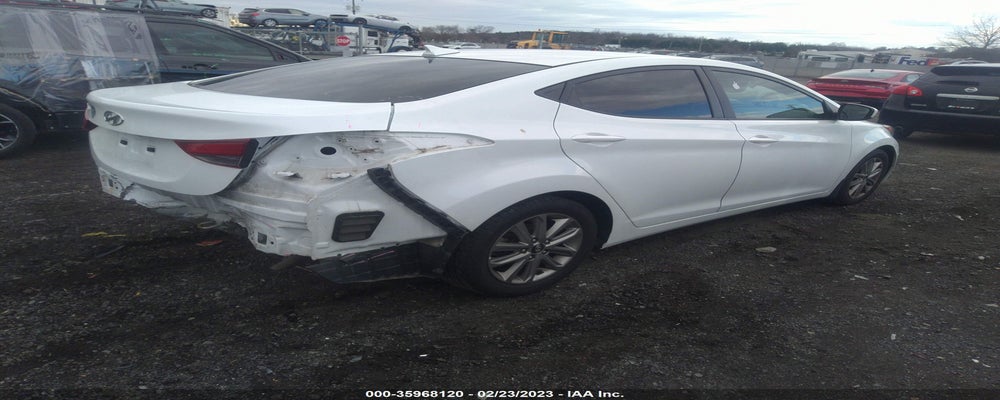 5NPDH4AE9GH669473 2016 HYUNDAI ELANTRA photo no. 4