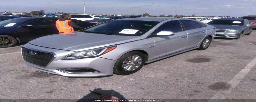 KMHE24L12GA035263 2016 HYUNDAI SONATA HYBRID photo no. 2