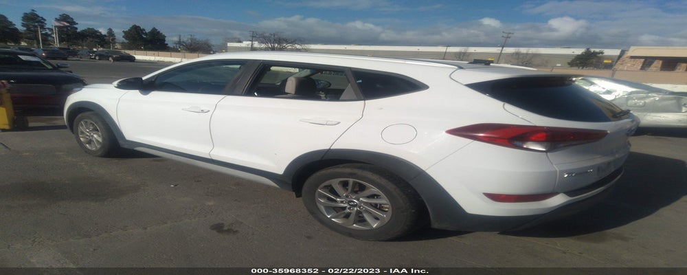 KM8J33A4XHU462693 2017 HYUNDAI TUCSON photo no. 3