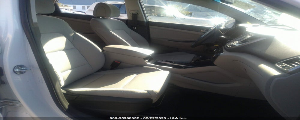 KM8J33A4XHU462693 2017 HYUNDAI TUCSON photo no. 5