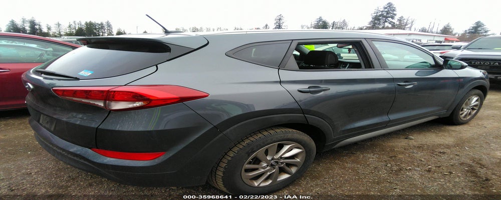 KM8J33A46HU374692 2017 HYUNDAI TUCSON photo no. 4