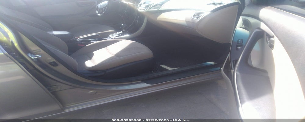 5NPDH4AE8GH677161 2016 HYUNDAI ELANTRA photo no. 5
