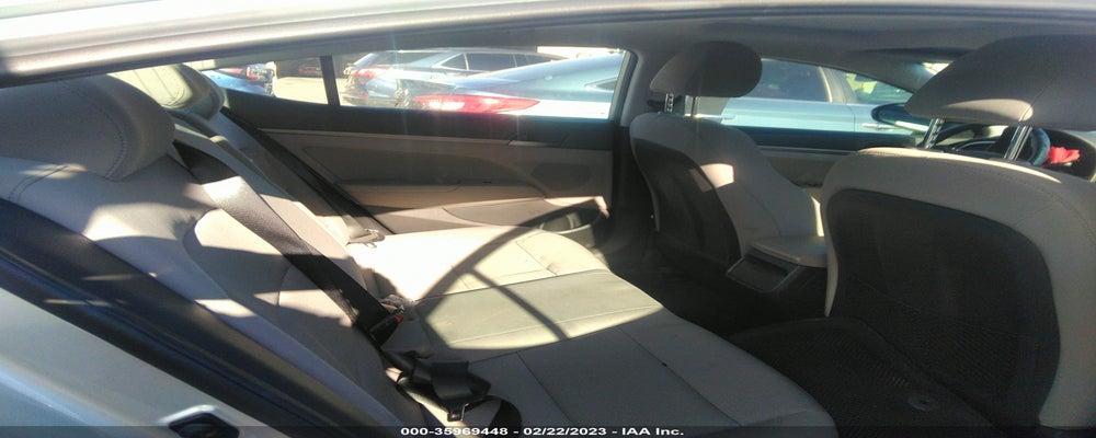 5NPD84LF0JH266639 2018 HYUNDAI ELANTRA photo no. 8