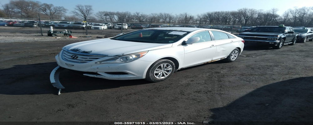 5NPEB4AC2BH206524 2011 HYUNDAI SONATA photo no. 2