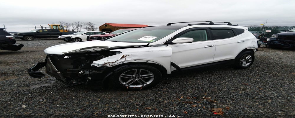 5XYZU3LB4HG477854 2017 HYUNDAI SANTA FE SPORT photo no. 2