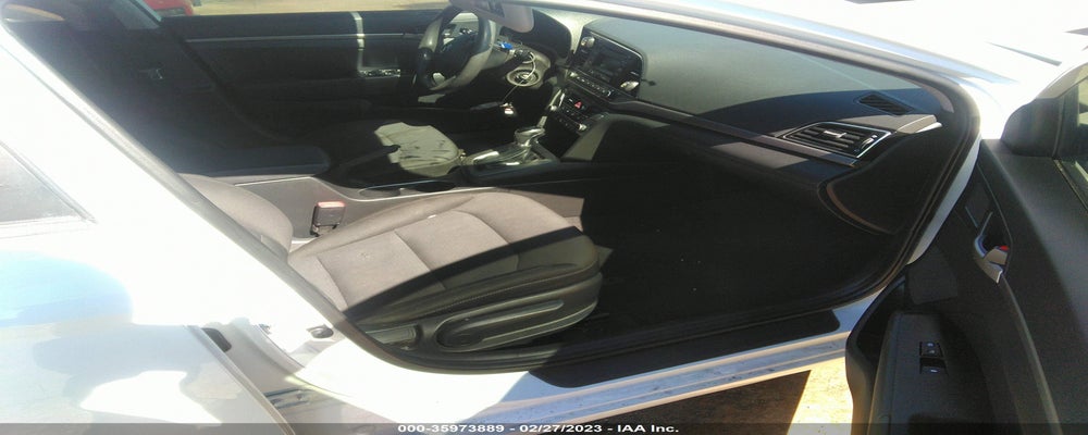 5NPD74LF8JH301494 2018 HYUNDAI ELANTRA photo no. 5