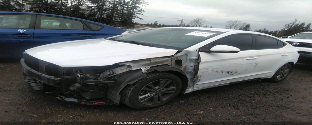 5NPD84LF4JH324879 2018 HYUNDAI ELANTRA photo no. 2