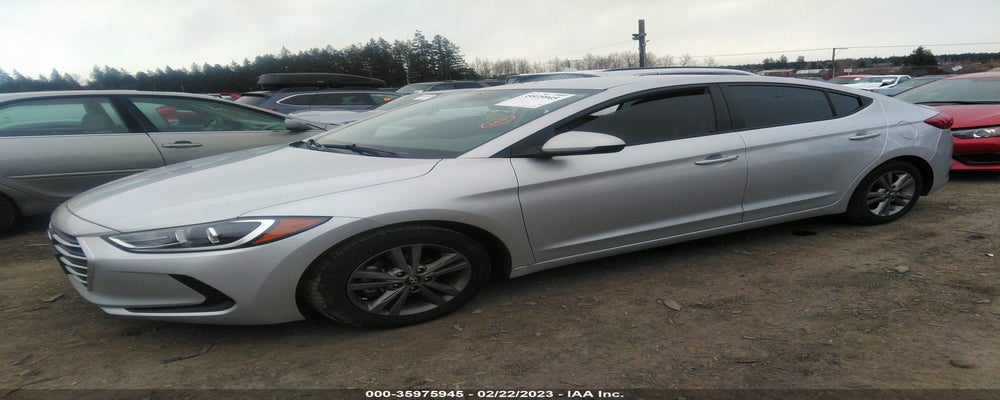 5NPD84LF7HH194235 2017 HYUNDAI ELANTRA photo no. 2
