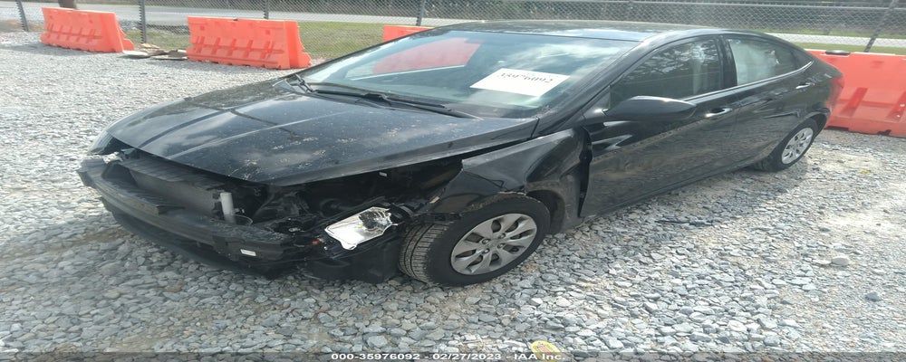 KMHCT4AE3GU165898 2016 HYUNDAI ACCENT photo no. 2