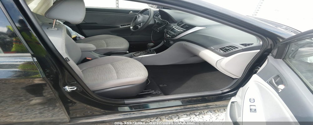 KMHCT4AE3GU165898 2016 HYUNDAI ACCENT photo no. 5