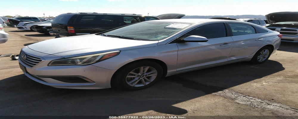 5NPE24AF5GH349579 2016 HYUNDAI SONATA photo no. 2