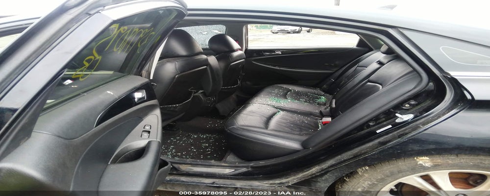 5NPEC4AC9BH113156 2011 HYUNDAI SONATA photo no. 8