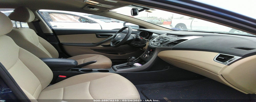 KMHDH4AE8GU617995 2016 HYUNDAI ELANTRA photo no. 5