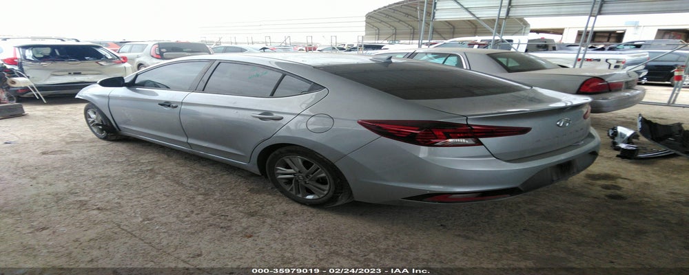 KMHD84LF7LU027030 2020 HYUNDAI ELANTRA photo no. 3