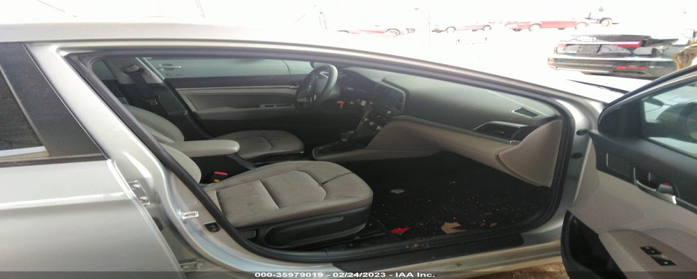 KMHD84LF7LU027030 2020 HYUNDAI ELANTRA photo no. 5