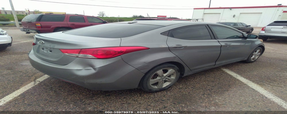 KMHDH4AE7BU107811 2011 HYUNDAI ELANTRA photo no. 4