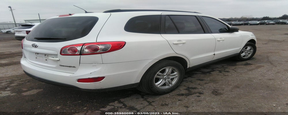 5NMSG3AB3AH401324 2010 HYUNDAI SANTA FE photo no. 4