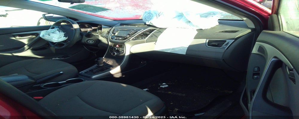 5NPDH4AE4GH692448 2016 HYUNDAI ELANTRA photo no. 5