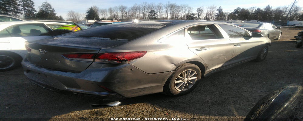 5NPE24AF1JH681834 2018 HYUNDAI SONATA photo no. 4