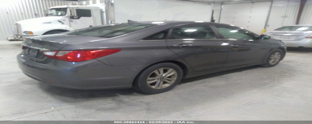 5NPEB4AC6BH279332 2011 HYUNDAI SONATA photo no. 4