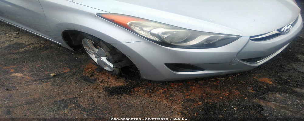 5NPDH4AE7DH372228 2013 HYUNDAI ELANTRA photo no. 6