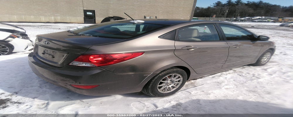 KMHCT4AE1DU425923 2013 HYUNDAI ACCENT photo no. 4