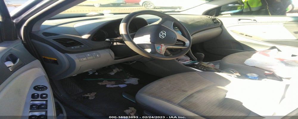 KMHCT4AE1HU183284 2017 HYUNDAI ACCENT photo no. 5