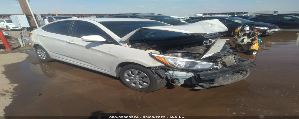 KMHCT4AE2FU867855 2015 HYUNDAI ACCENT photo no. 4