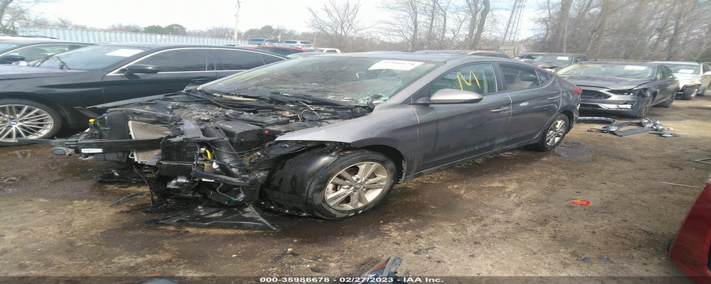 5NPD84LF9JH372278 2018 HYUNDAI ELANTRA photo no. 2