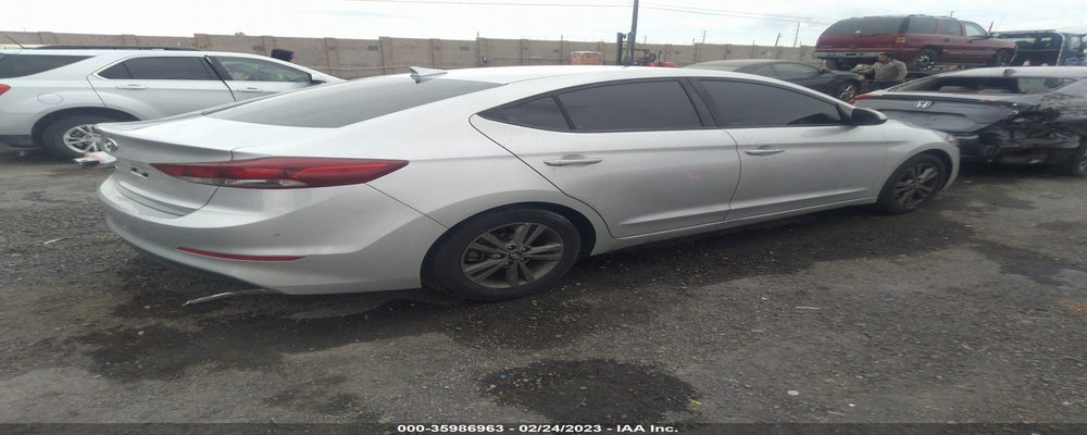 5NPD84LF3JH289509 2018 HYUNDAI ELANTRA photo no. 4