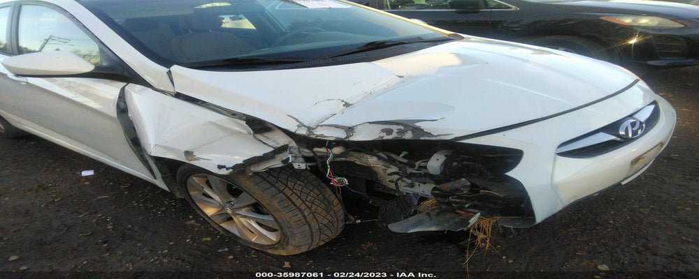 KMHCU4AE2DU460984 2013 HYUNDAI ACCENT photo no. 6
