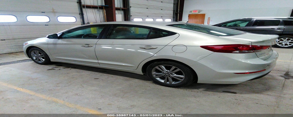 KMHD84LF6HU209552 2017 HYUNDAI ELANTRA photo no. 3