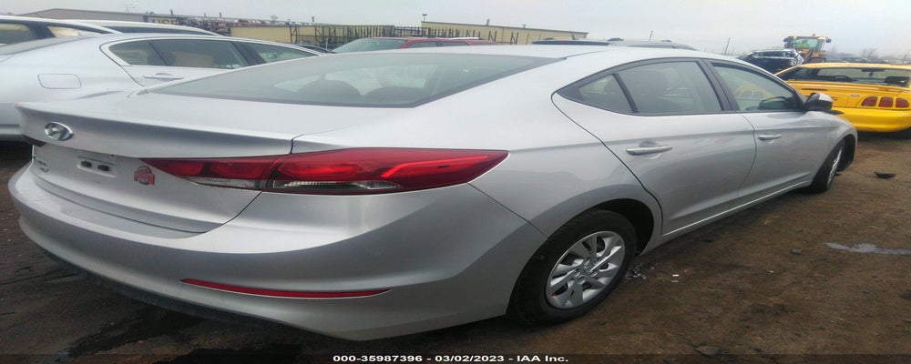 5NPD74LF7JH274725 2018 HYUNDAI ELANTRA photo no. 4