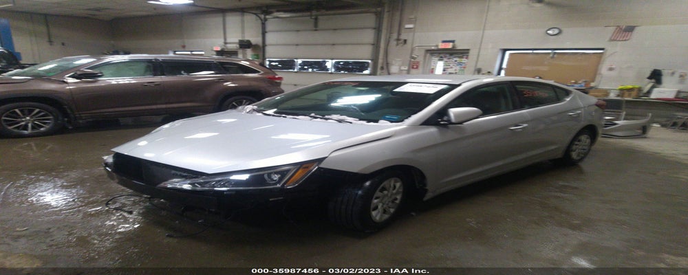 5NPD74LF5KH413817 2019 HYUNDAI ELANTRA photo no. 2