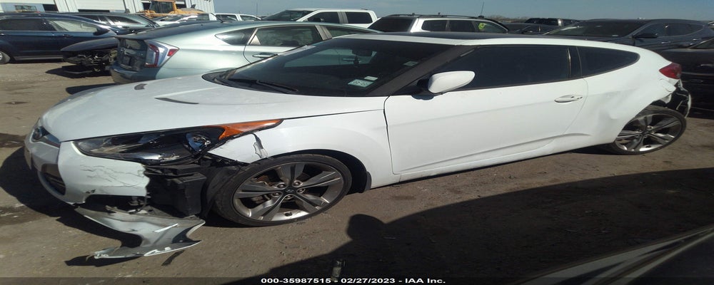 KMHTC6AD7DU166017 2013 HYUNDAI VELOSTER photo no. 2