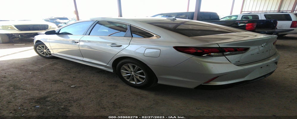 5NPE24AF8JH627401 2018 HYUNDAI SONATA photo no. 3