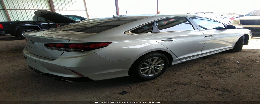 5NPE24AF8JH627401 2018 HYUNDAI SONATA photo no. 4