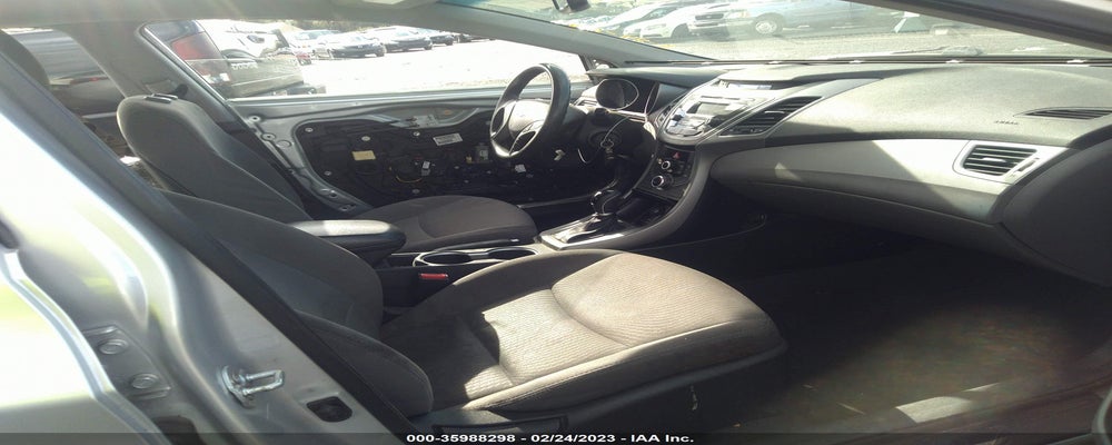 5NPDH4AE6GH745456 2016 HYUNDAI ELANTRA photo no. 5