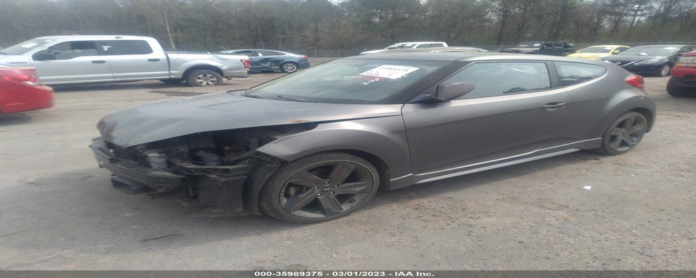 KMHTC6AE1FU216082 2015 HYUNDAI VELOSTER photo no. 2