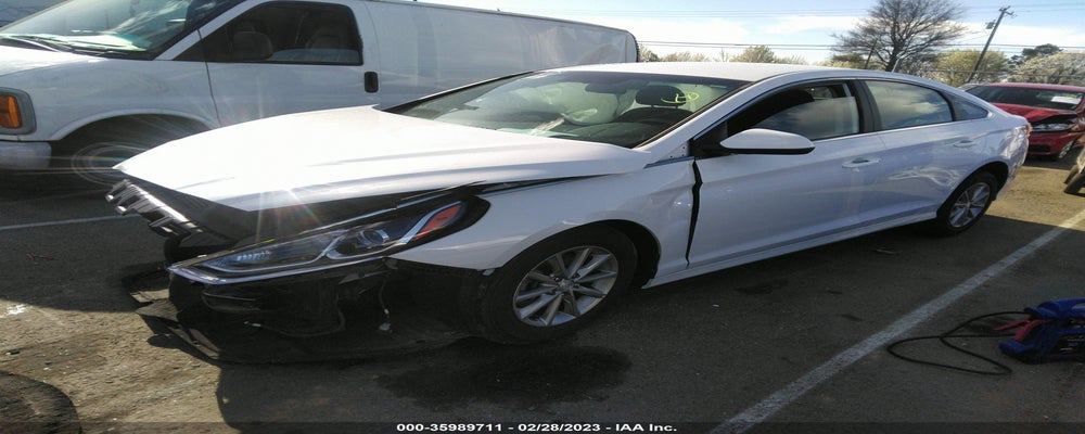 5NPE24AF2KH817714 2019 HYUNDAI SONATA photo no. 2
