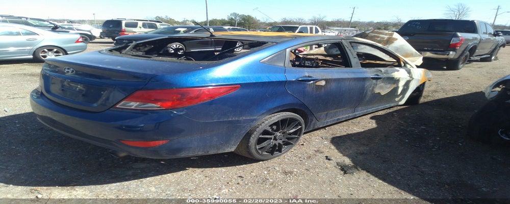 KMHCT4AE3FU866973 2015 HYUNDAI ACCENT photo no. 4