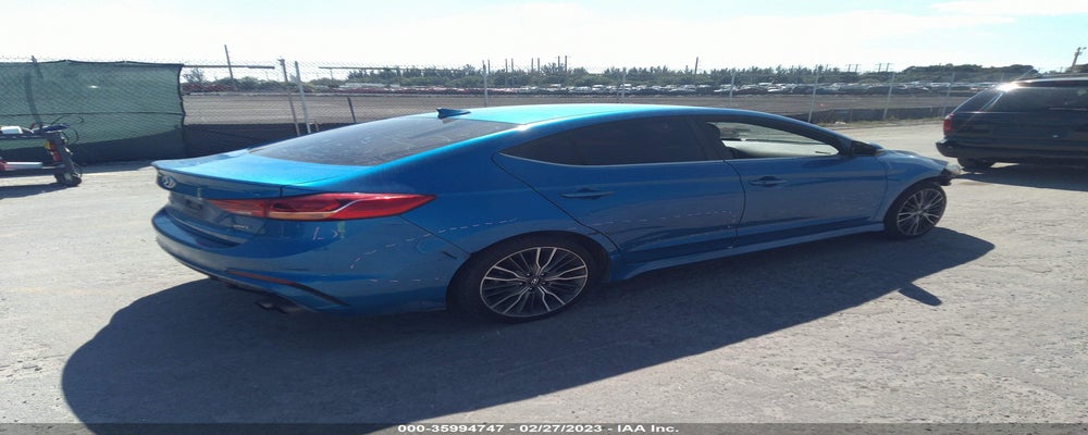 KMHD04LBXHU325549 2017 HYUNDAI ELANTRA photo no. 4