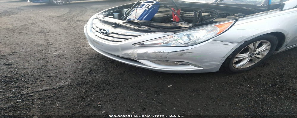 5NPEC4AC1BH001712 2011 HYUNDAI SONATA photo no. 6